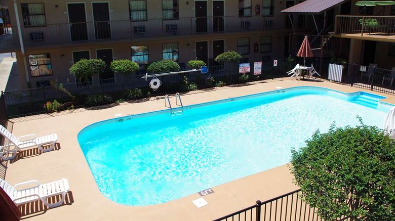 <b>Americas Best Value Inn Pool</b>. Images powered by <a href="https://iceportal.shijigroup.com/" title="IcePortal" target="_blank">IcePortal</a>.