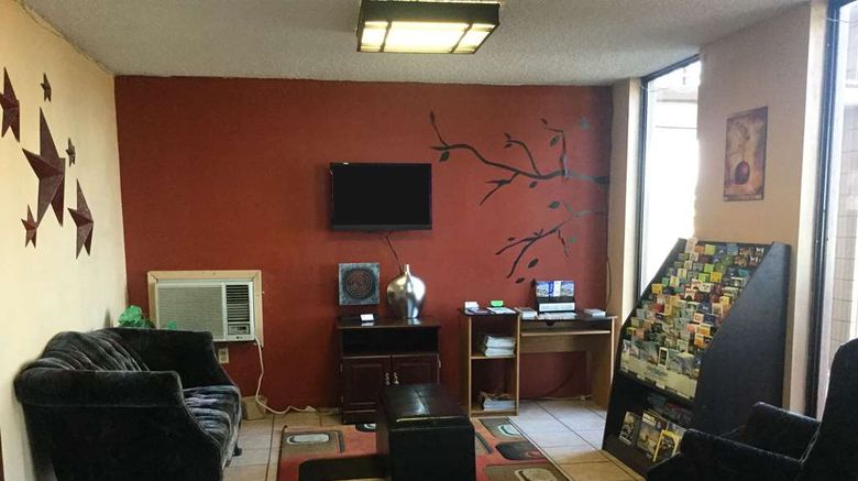<b>Americas Best Value Inn Lobby</b>. Images powered by <a href="https://iceportal.shijigroup.com/" title="IcePortal" target="_blank">IcePortal</a>.