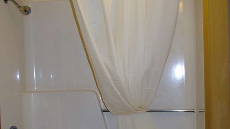 <b>Americas Best Value Inn Room</b>. Images powered by <a href="https://iceportal.shijigroup.com/" title="IcePortal" target="_blank">IcePortal</a>.