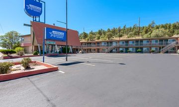 Americas Best Value Inn & Suites