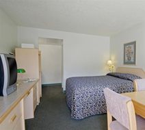 Canadas Best Value Inn Room