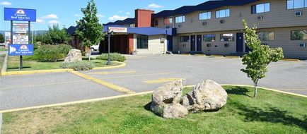Canadas Best Value Inn Kelowna Exterior