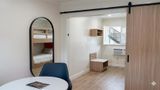 Americas Best Value Inn & Suites Anaheim Suite