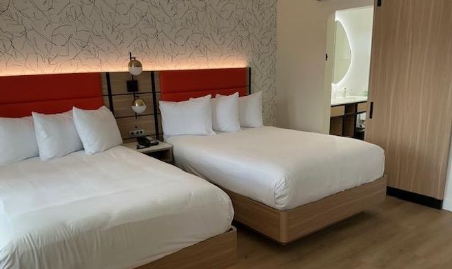 Americas Best Value Inn & Suites Anaheim Room