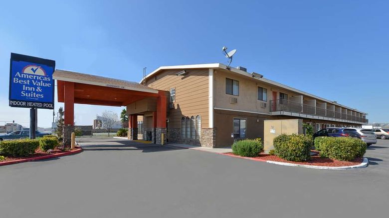 <b>Americas Best Value Inn & Suites Exterior</b>. Images powered by <a href="https://iceportal.shijigroup.com/" title="IcePortal" target="_blank">IcePortal</a>.
