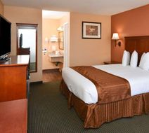 Americas Best Value Inn & Suites Room