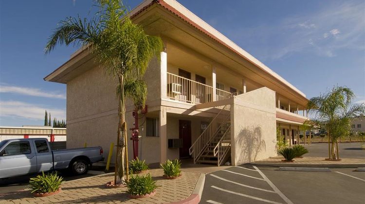 Americas Best Value Inn Exterior