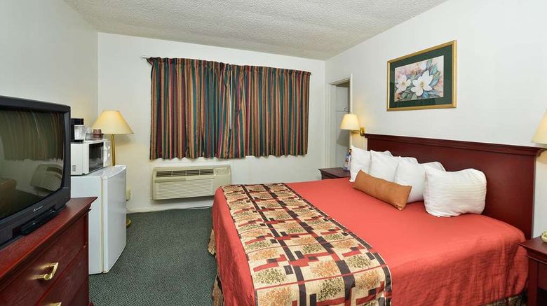 <b>Americas Best Value Inn Chico Room</b>. Images powered by <a href="https://iceportal.shijigroup.com/" title="IcePortal" target="_blank">IcePortal</a>.
