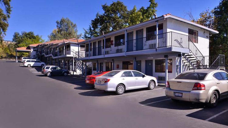 Americas Best Value Inn & Sts Clearlake Exterior