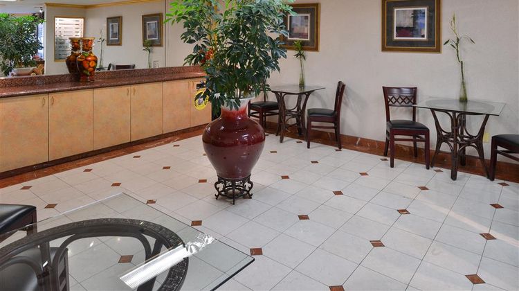 Americas Best Value Inn & Suites Fontana Restaurant