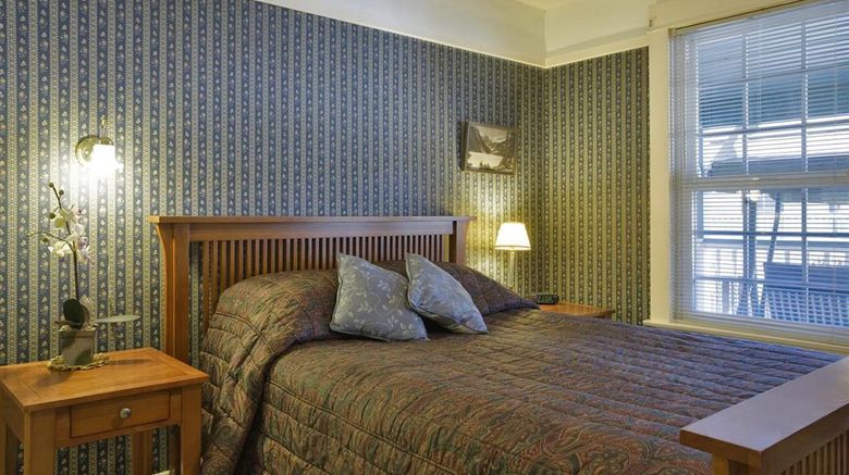 <b>Americas Best Value Inn Royal Carriage Room</b>. Images powered by <a href="https://iceportal.shijigroup.com/" title="IcePortal" target="_blank">IcePortal</a>.