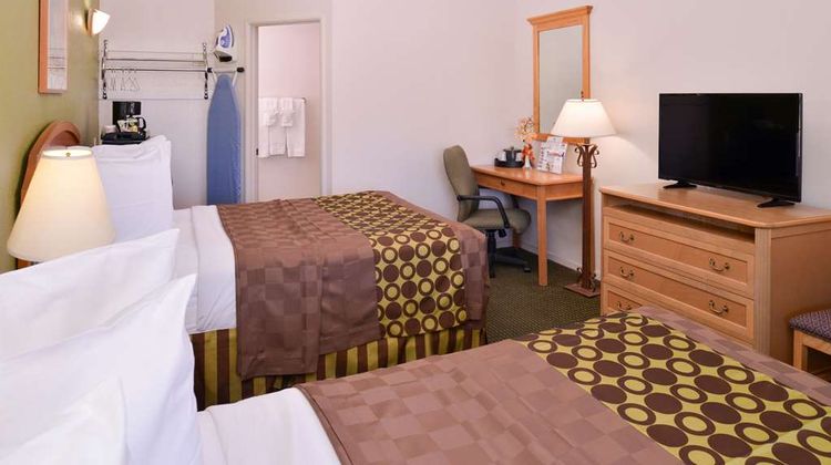 Americas Best Value Inn Room