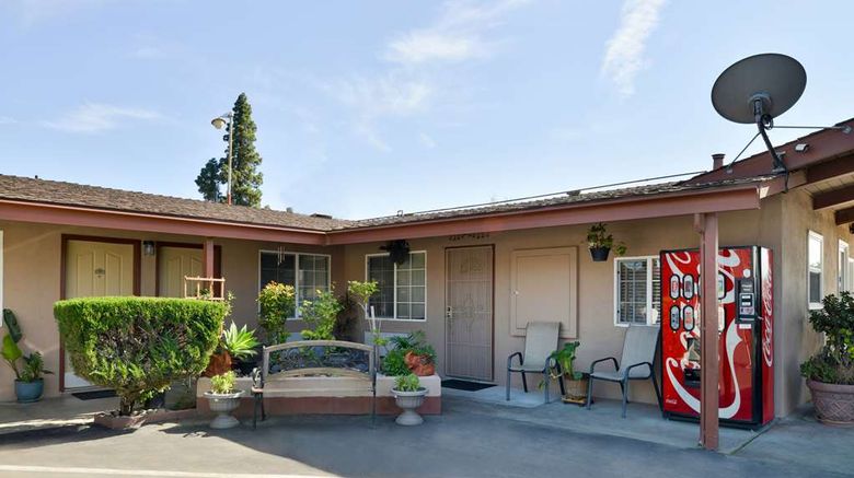 <b>Americas Best Value Inn Exterior</b>. Images powered by <a href="https://iceportal.shijigroup.com/" title="IcePortal" target="_blank">IcePortal</a>.