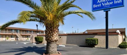 Americas Best Value Inn Exterior