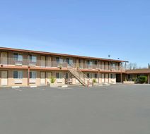 Americas Best Value Inn Exterior