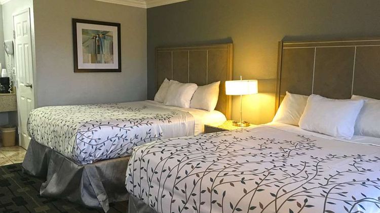 Americas Best Value Inn Room