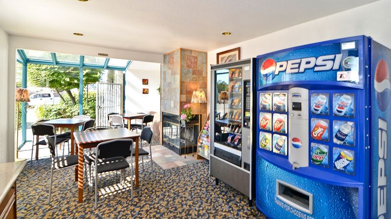 <b>Americas Best Value Inn-Novato/Marin Lobby</b>. Images powered by <a href="https://iceportal.shijigroup.com/" title="IcePortal" target="_blank">IcePortal</a>.
