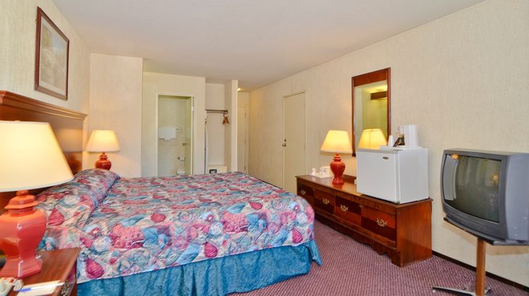 Americas Best Value Inn-Novato/Marin Room