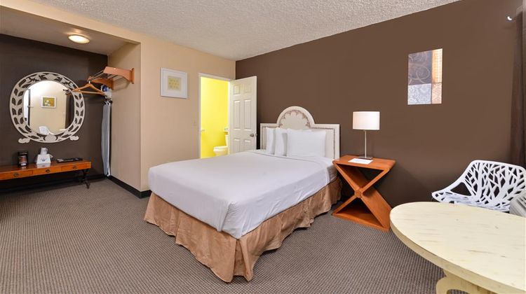Americas Best Value Inn Room