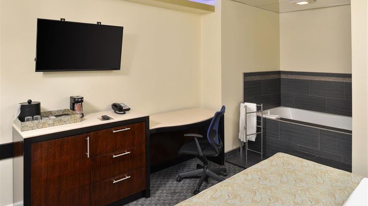 Americas Best Value Inn Room