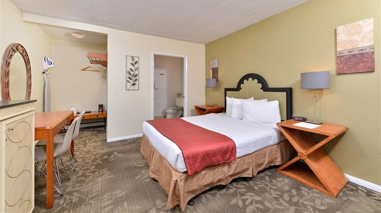 Americas Best Value Inn Room