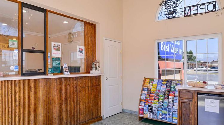 Americas Best Value Inn-Rialto Lobby
