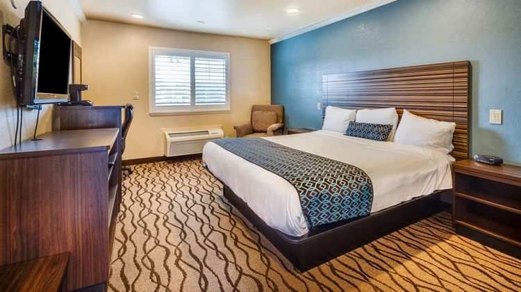 Americas Best Value Inn Room