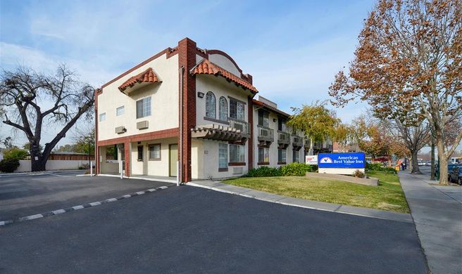Americas Best Value Inn-Convention Ctr Exterior