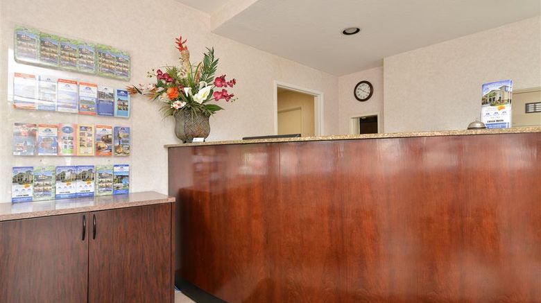 <b>Americas Best Value Inn-Convention Ctr Lobby</b>. Images powered by <a href="https://iceportal.shijigroup.com/" title="IcePortal" target="_blank">IcePortal</a>.