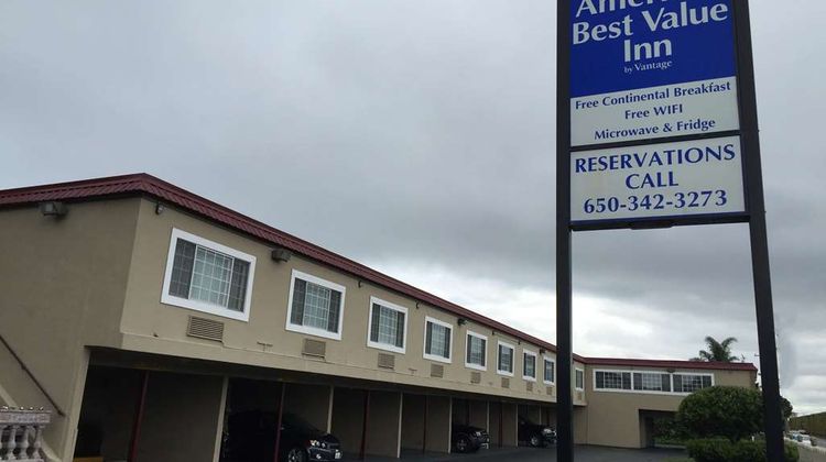 Americas Best Value Inn San Mateo Exterior