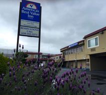 Americas Best Value Inn San Mateo Exterior