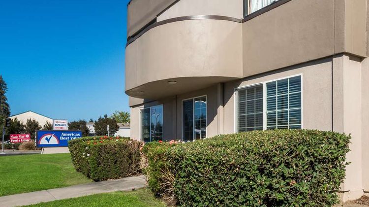 Americas Best Value Inn Santa Rosa Exterior