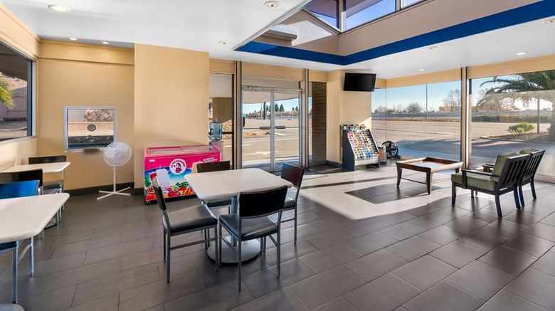 <b>Americas Best Value Inn Lobby</b>. Images powered by <a href="https://iceportal.shijigroup.com/" title="IcePortal" target="_blank">IcePortal</a>.