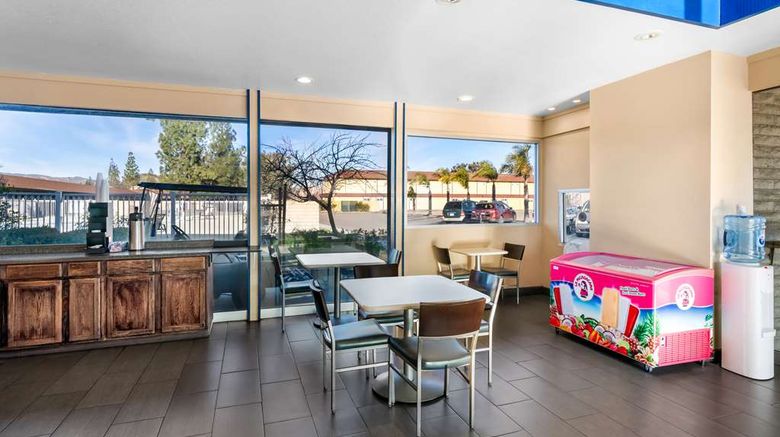 <b>Americas Best Value Inn Lobby</b>. Images powered by <a href="https://iceportal.shijigroup.com/" title="IcePortal" target="_blank">IcePortal</a>.