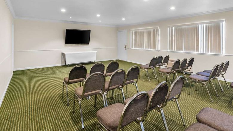 <b>Americas Best Value Inn Meeting</b>. Images powered by <a href="https://iceportal.shijigroup.com/" title="IcePortal" target="_blank">IcePortal</a>.