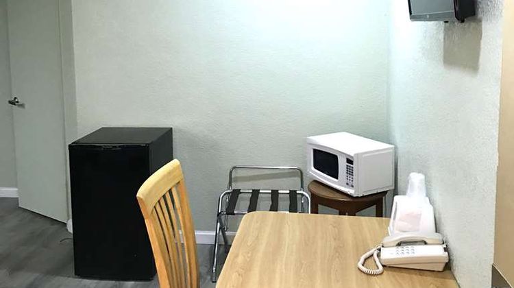 Americas Best Value Inn Visalia Other