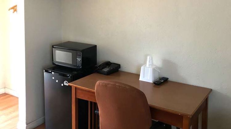 Americas Best Value Inn Visalia Other