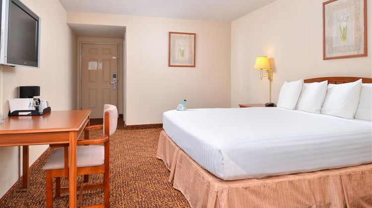 Americas Best Value Inn Room