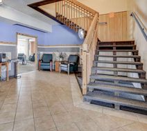 Americas Best Value Inn Lobby