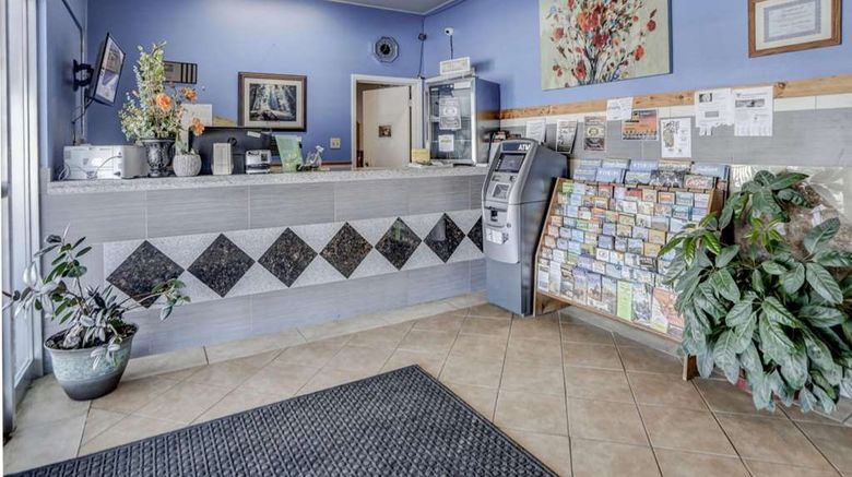 <b>Americas Best Value Inn Lobby</b>. Images powered by <a href="https://iceportal.shijigroup.com/" title="IcePortal" target="_blank">IcePortal</a>.