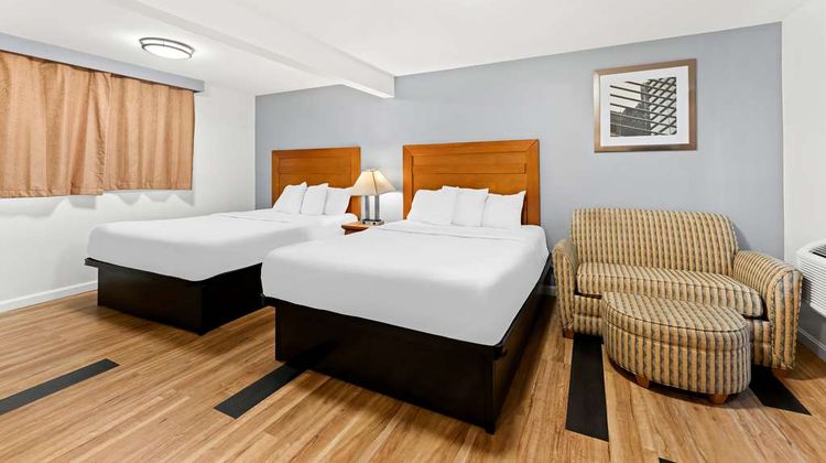 Americas Best Value Inn Room