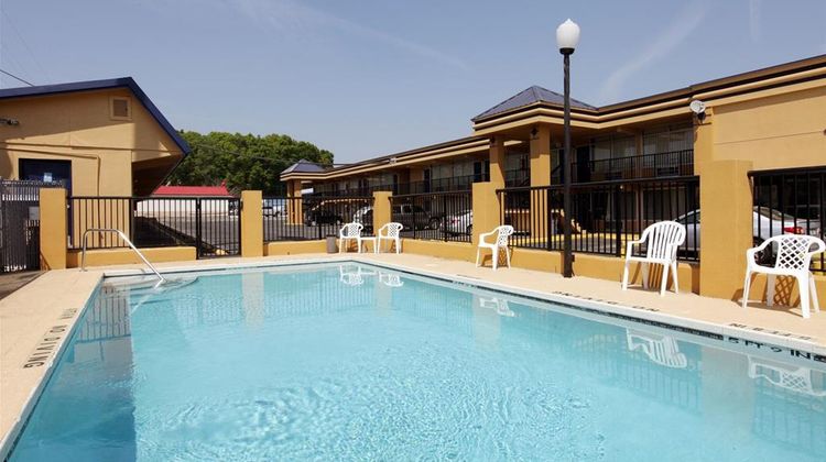 Americas Best Value Inn-Alachua Pool