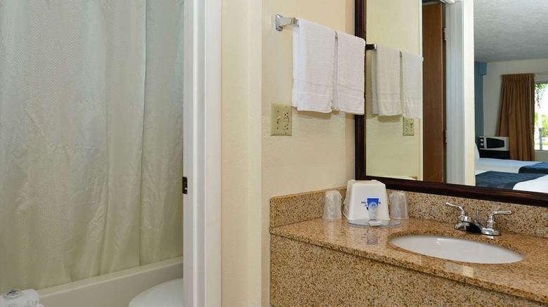 <b>Americas Best Value Inn Bradenton Room</b>. Images powered by <a href="https://iceportal.shijigroup.com/" title="IcePortal" target="_blank">IcePortal</a>.