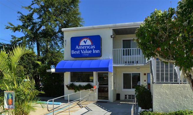 Americas Best Value Inn Bradenton Exterior