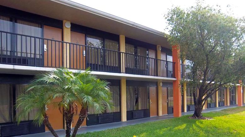 <b>Americas Best Value Inn-FL Turnpike Exterior</b>. Images powered by <a href="https://iceportal.shijigroup.com/" title="IcePortal" target="_blank">IcePortal</a>.