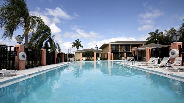 <b>Americas Best Value Inn-FL Turnpike Pool</b>. Images powered by <a href="https://iceportal.shijigroup.com/" title="IcePortal" target="_blank">IcePortal</a>.