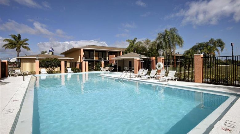 <b>Americas Best Value Inn-FL Turnpike Pool</b>. Images powered by <a href="https://iceportal.shijigroup.com/" title="IcePortal" target="_blank">IcePortal</a>.
