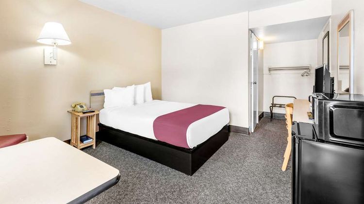 Americas Best Value Inn Room