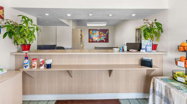 Americas Best Value Inn Lobby