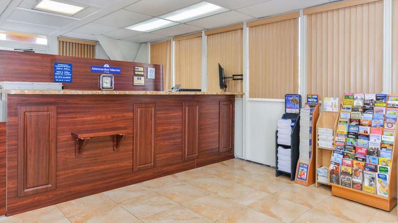 <b>Americas Best Value Inn Lobby</b>. Images powered by <a href="https://iceportal.shijigroup.com/" title="IcePortal" target="_blank">IcePortal</a>.